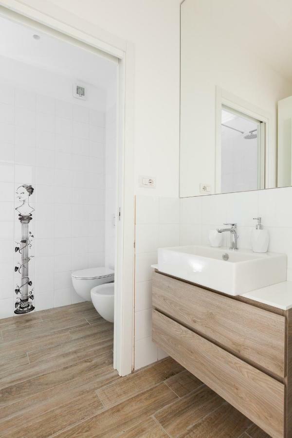 Mi Home Navigli Milão Exterior foto